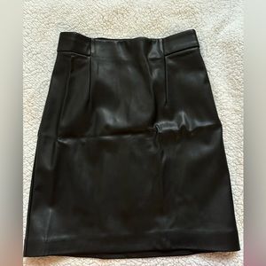 Dynamite Faux leather skirt
